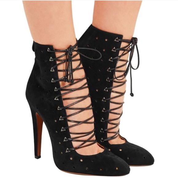 Alaia Shoes - Alaia laser cut lace up booties